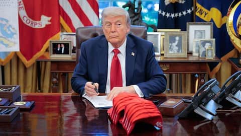 Trump plans ban on new Chinese data center components