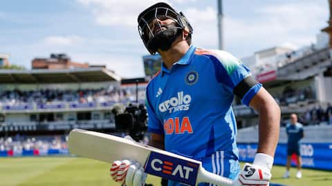 Batters with fastest ODI centuries at Lord's (by balls)