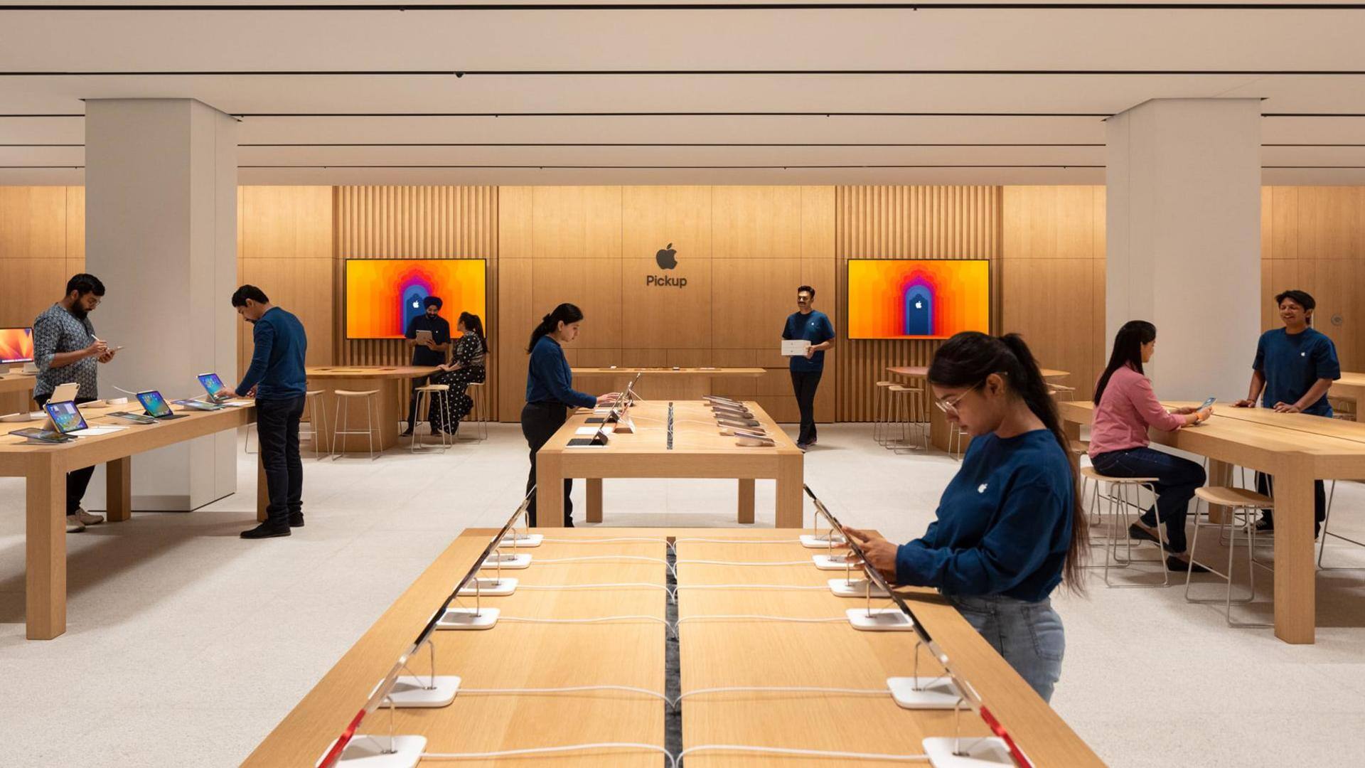 Apple Saket opens as company's second retail store in India