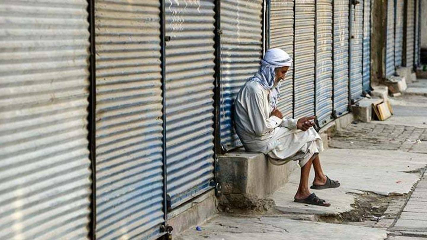 Pakistan has imposed smart lockdowns, ramped up vaccination programs Pakistan has imposed smart lockdowns, ramped up vaccination programs