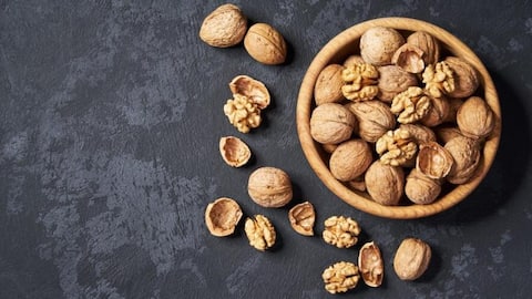 Signs you are eating too many walnuts and should stop