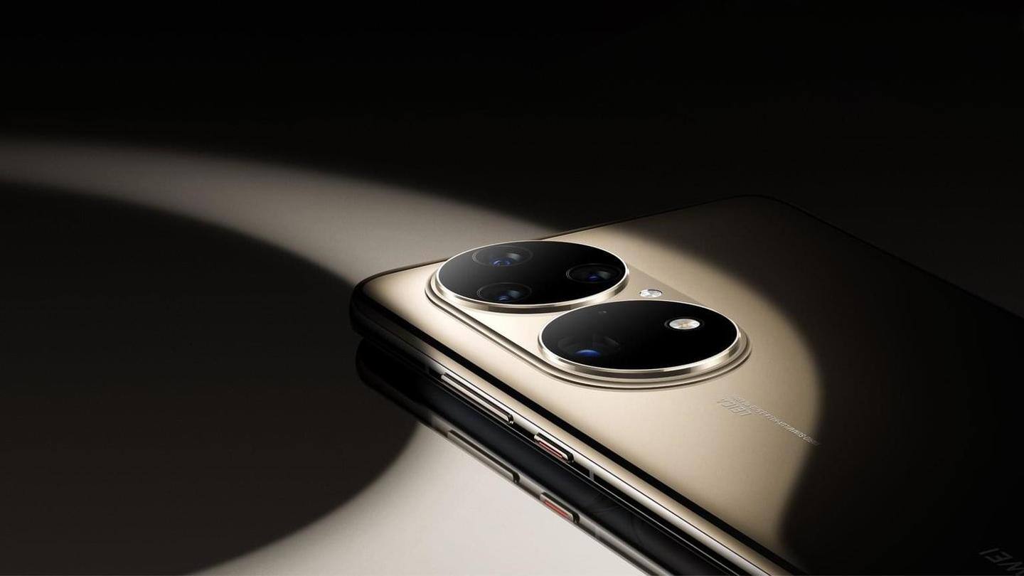 It boasts a 64MP periscope telephoto sensor It boasts a 64MP periscope telephoto sensor