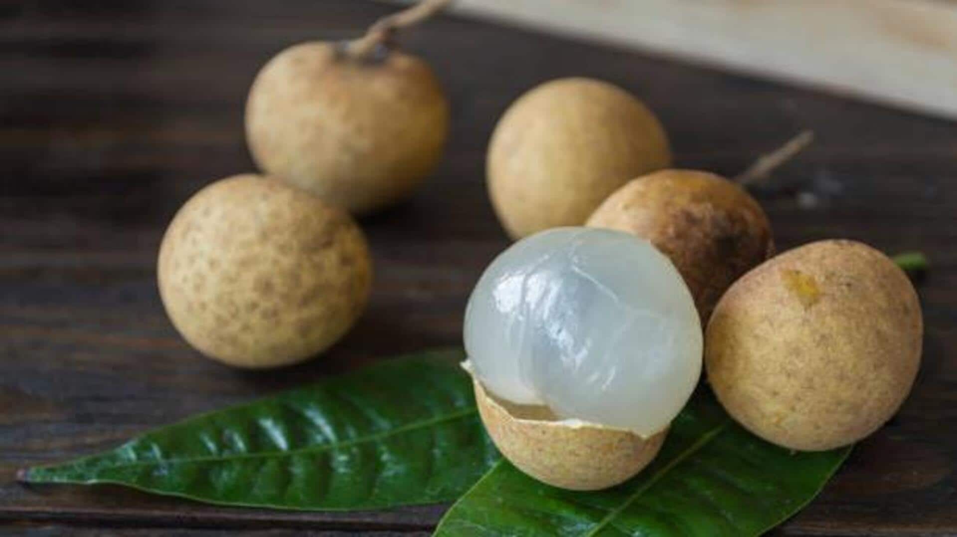 Longan fruit: Nutrition, uses, and more Longan fruit: Nutrition, uses, and more