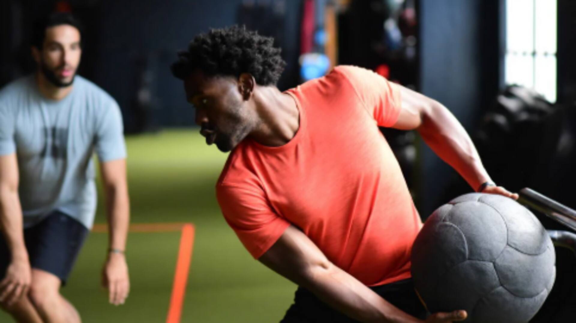 The perfect guide to medicine ball workout