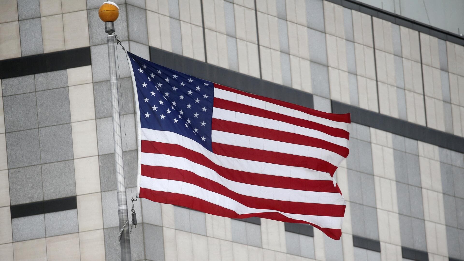 US colleges report 20% drop in foreign student enrollment