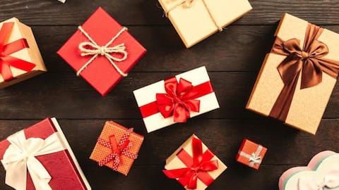 How to graciously receive the gifts you don't like 