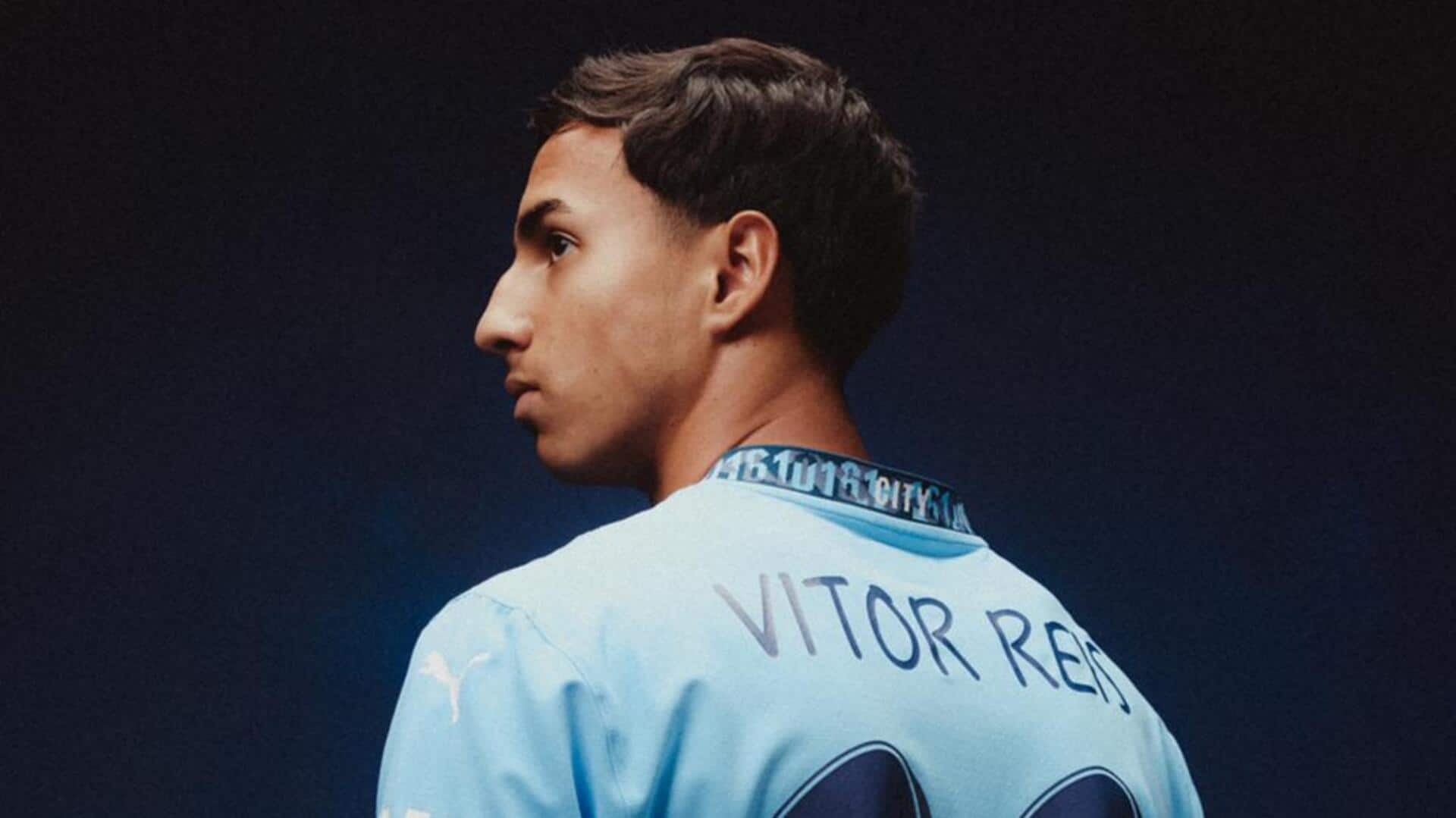 Manchester City sign Brazilian teenager Vitor Reis for £29.6m