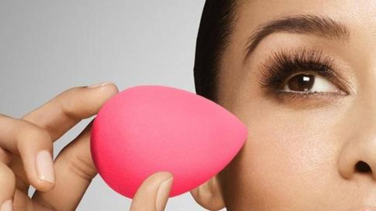 Sponges are the most popular type for applying foundation Sponges are the most popular type for applying foundation