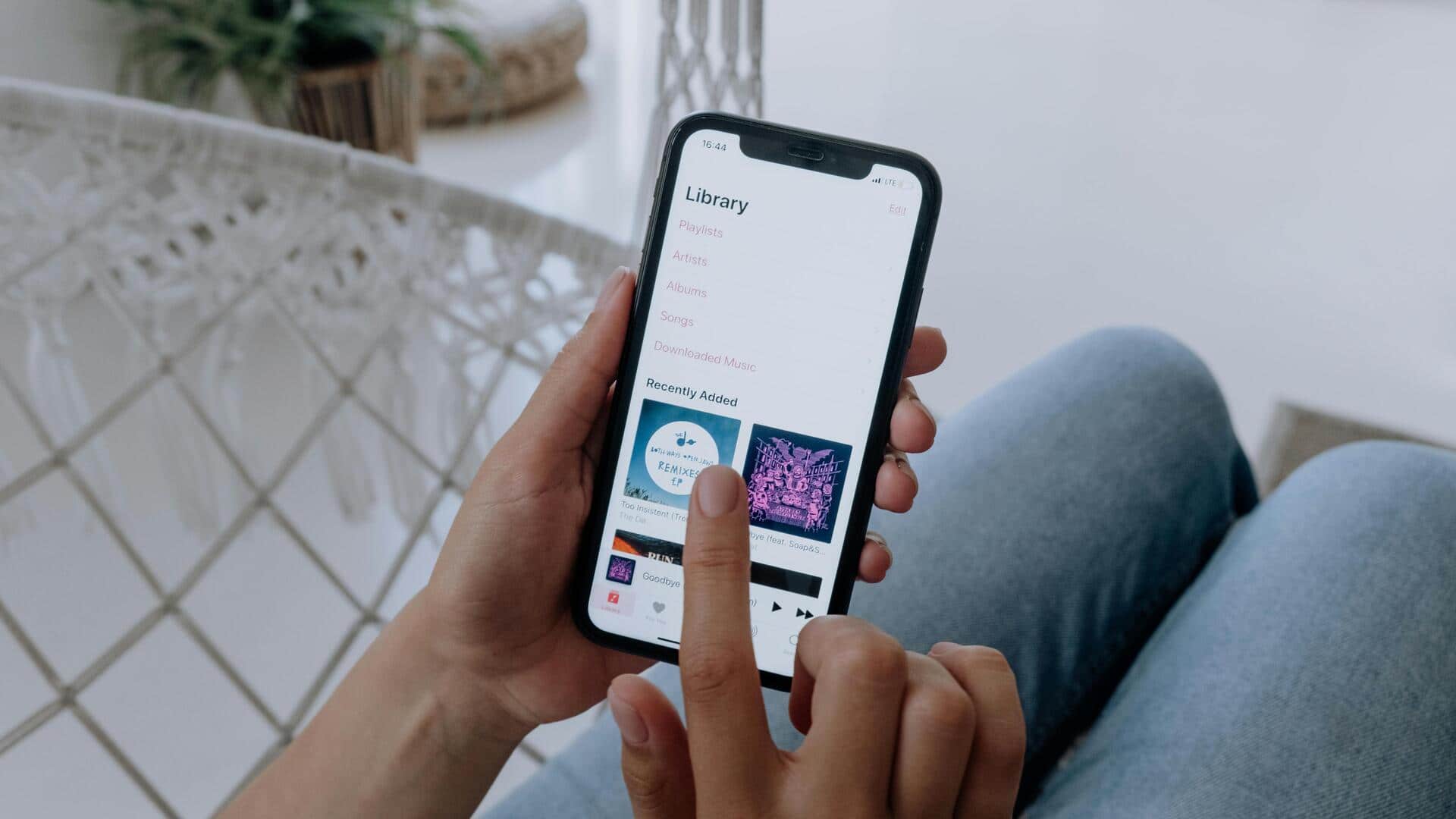AI apps that make your morning playlist better