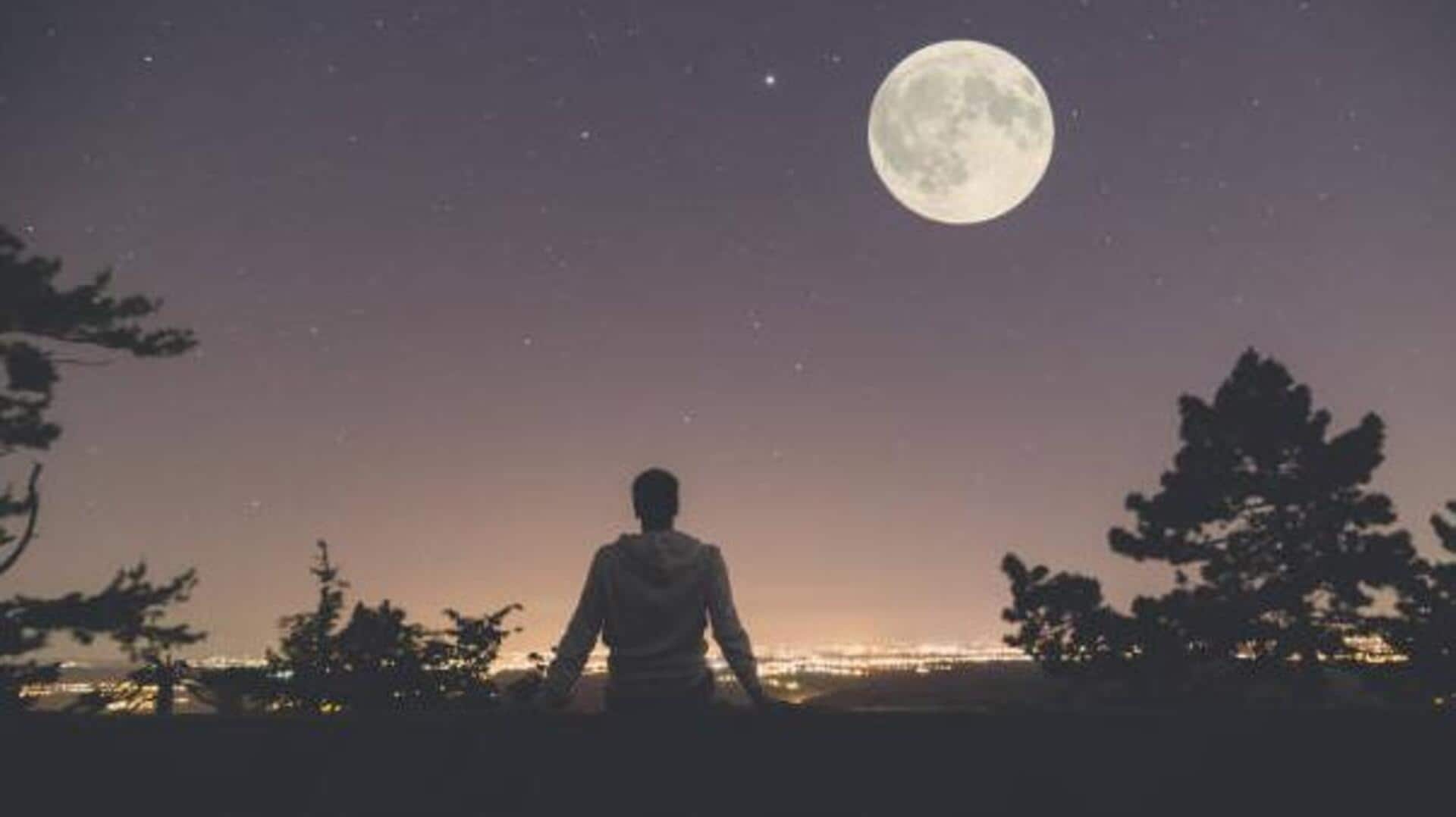 Implementing a daily moon gazing practice for serenity