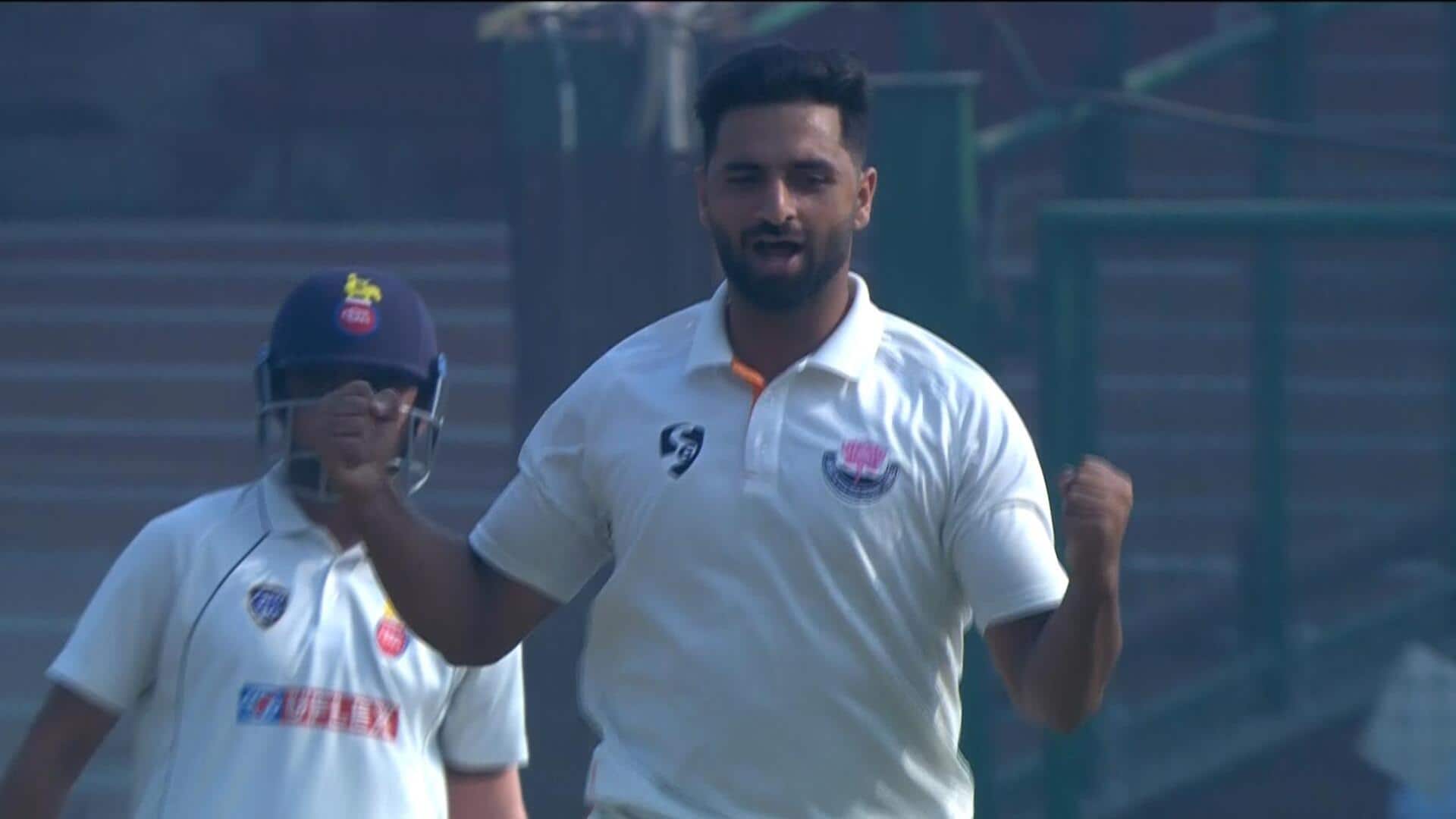 Ranji Trophy, J&K's Auqib Nabi floors Delhi with fifer: Stats