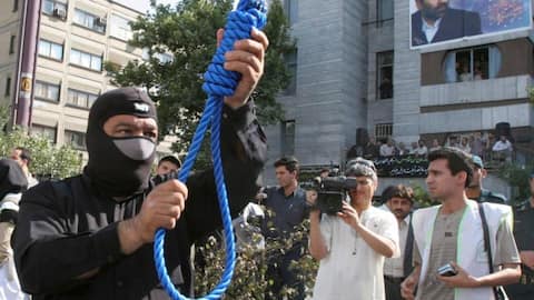 'No plan for hanging': Iranian minister on anti-government protesters 