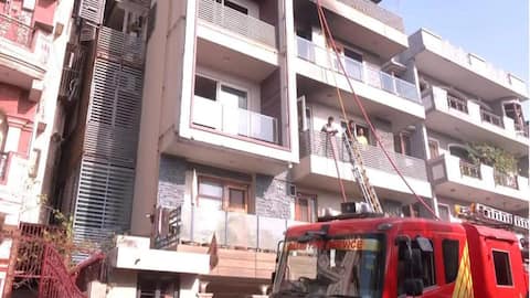 Delhi: Massive fire in Shahdara building leaves 9 dead