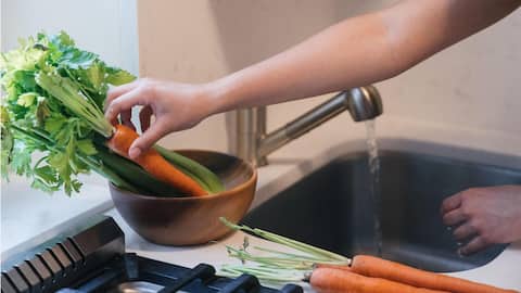 Simple tips to wash produce at home