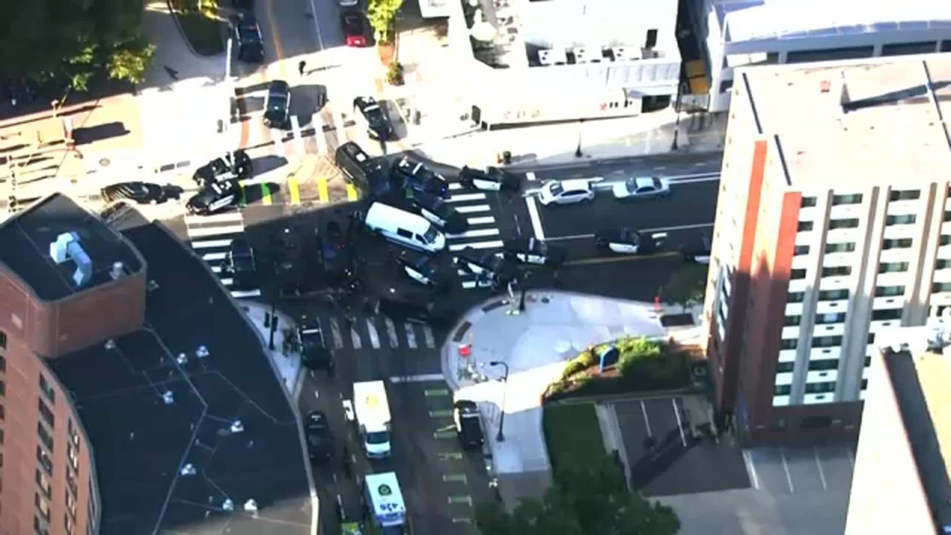 3 dead, multiple injured in mass shooting in Minneapolis 