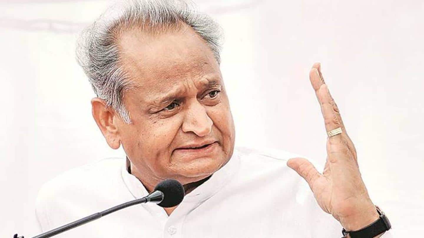 Gehlot slams Dr. Vardhan on issue of availability of vaccines