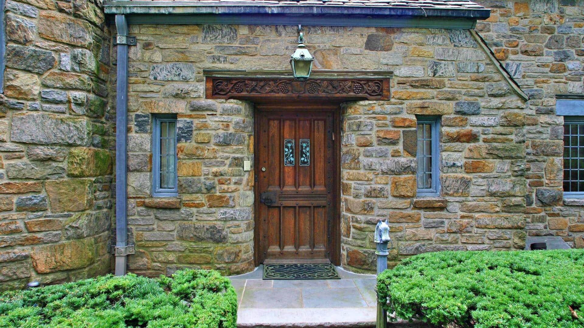 Refresh your home's look by remodeling the lintel