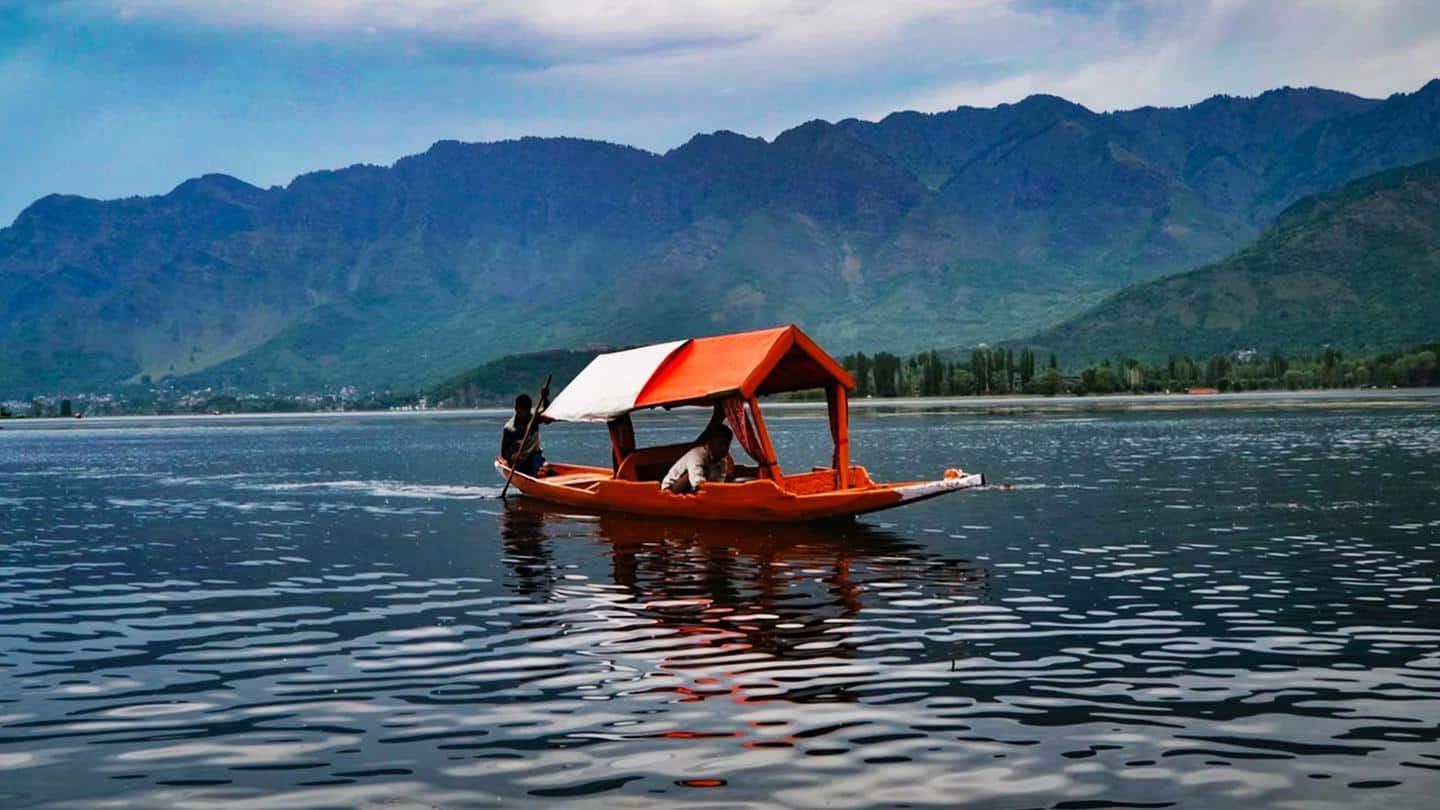 5 must-visit places in Kashmir