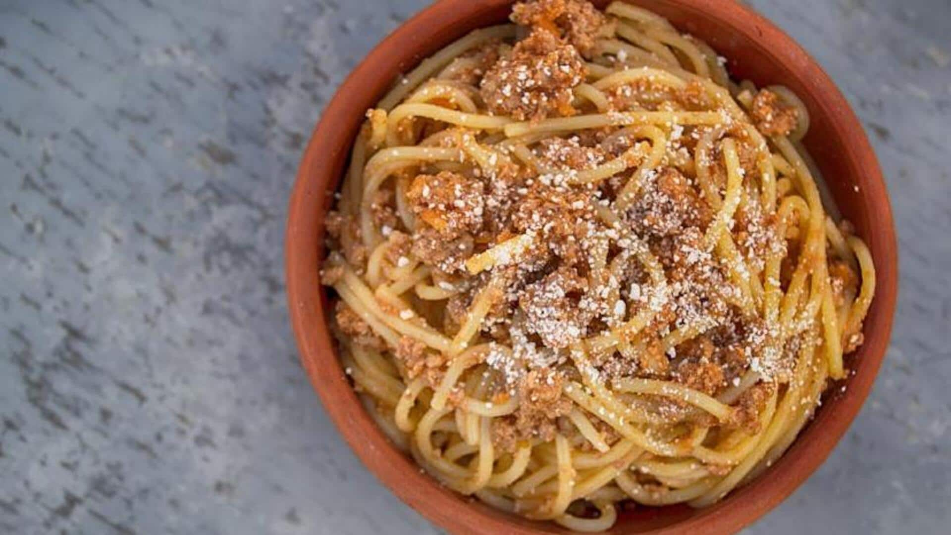 Try this vegan spaghetti alla puttanesca recipe at home