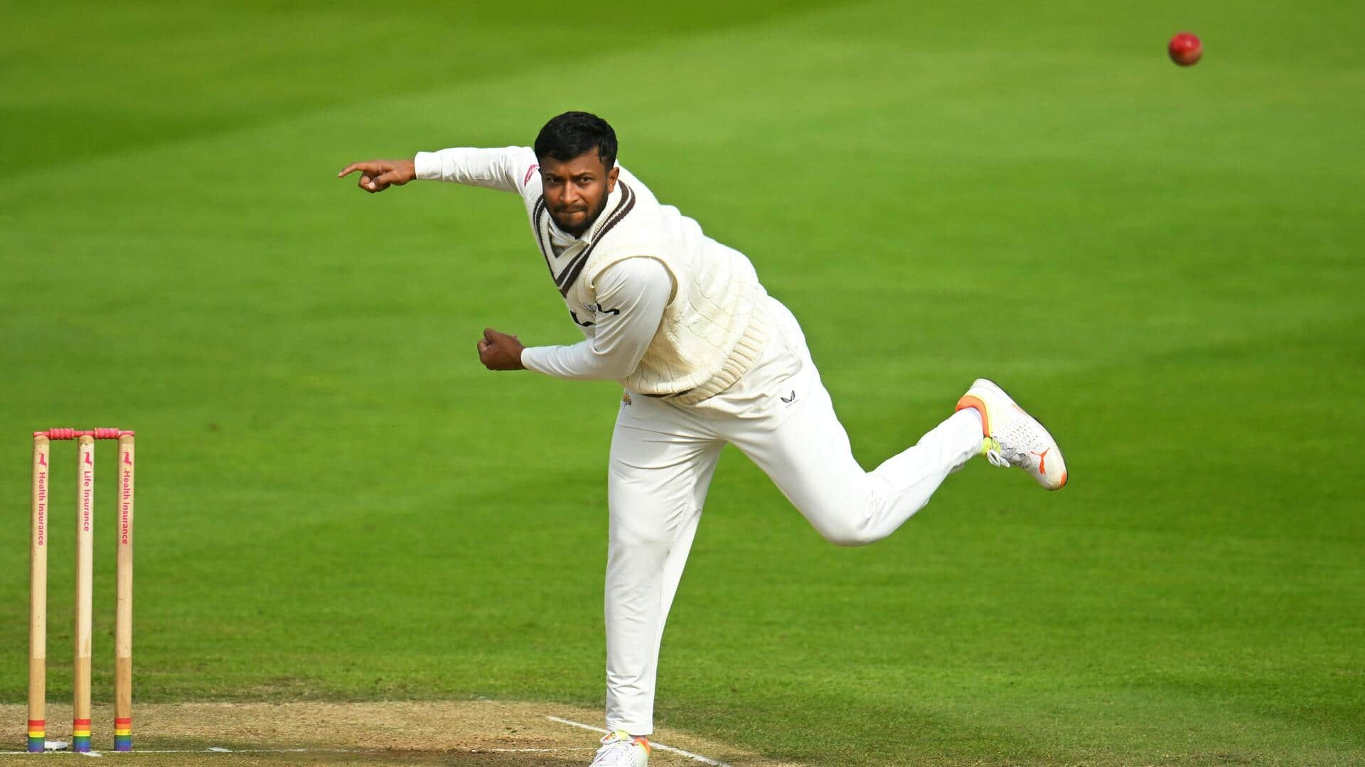 County Championship: Shakib Al Hasan claims nine-wicket match-haul for Surrey