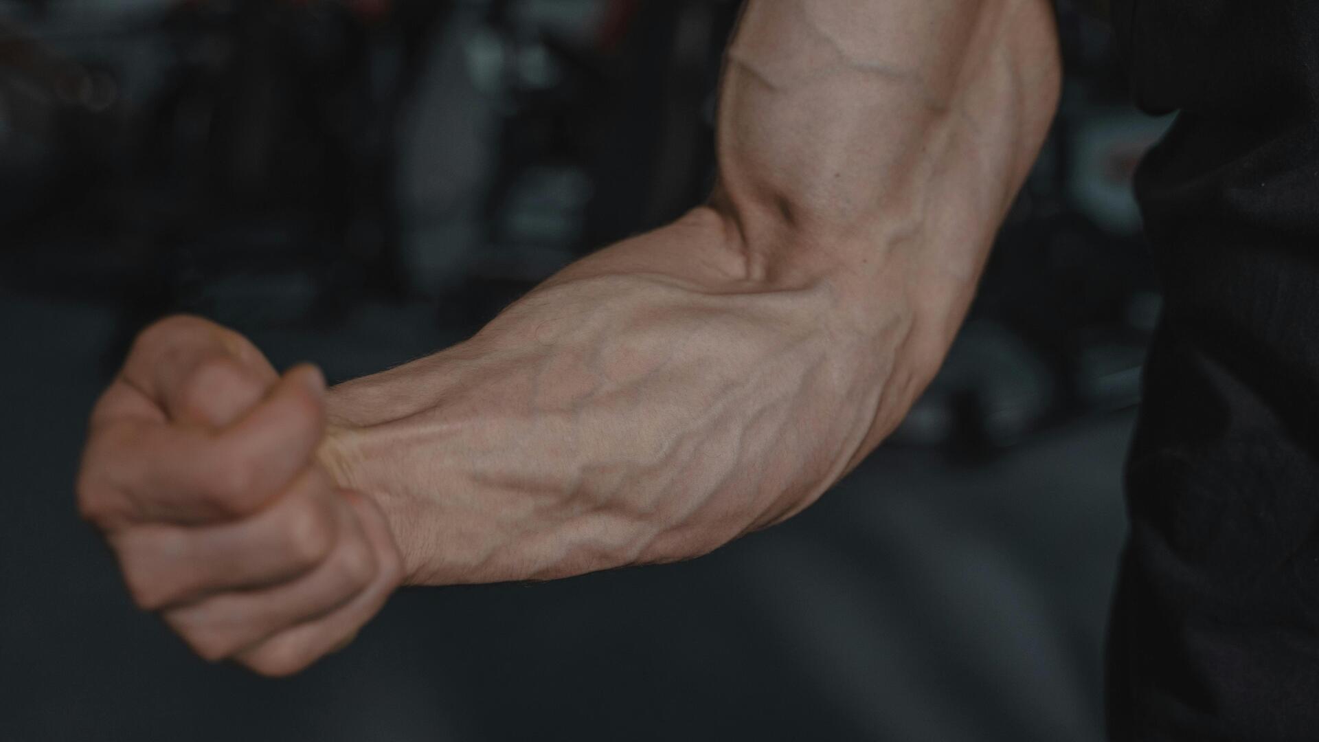 Unlock powerful forearms with these 5 simple exercises
