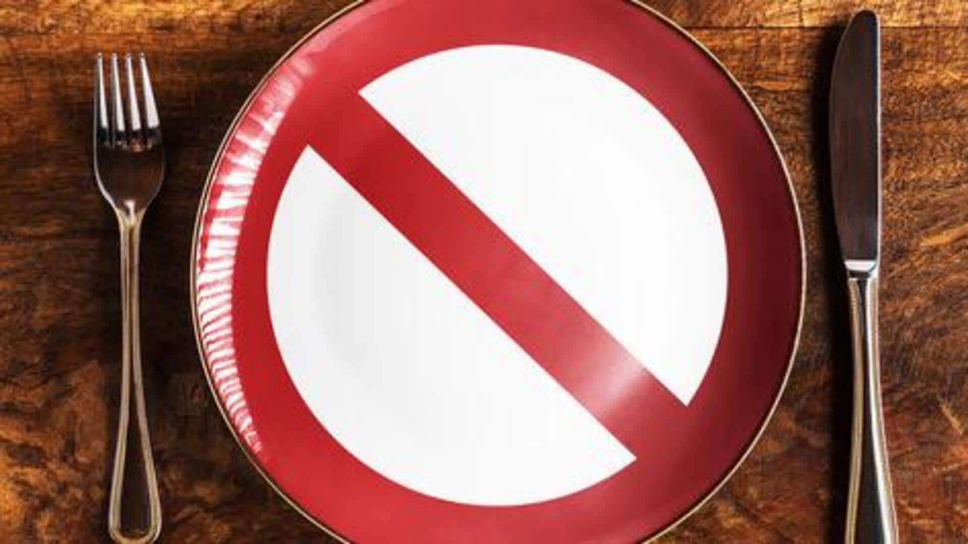 Does skipping breakfast burn more fat? 