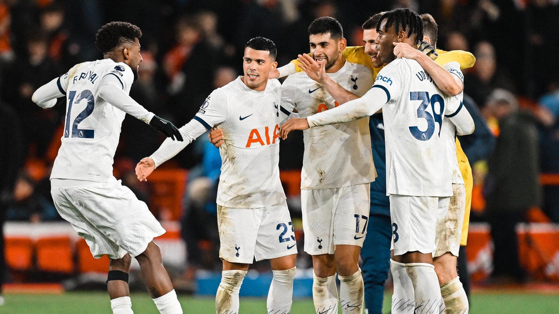 Premier League, 10-man Tottenham overcome Nottingham Forest 2-0: Key stats