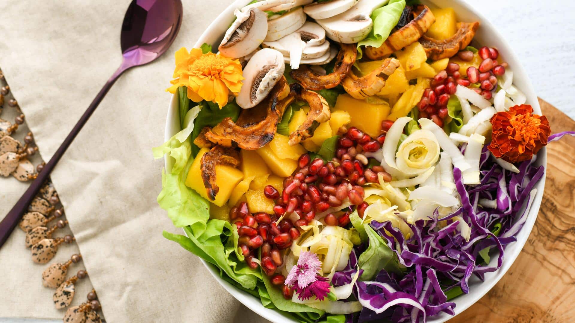 5 delicious ways to cook with marigold petals