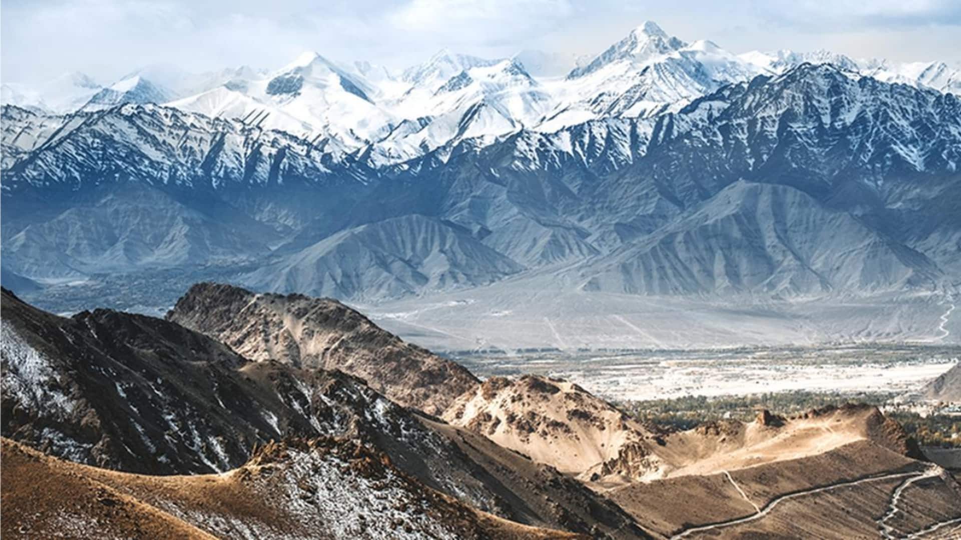 Himalayan snow hits 24-year low, threatening 2 billion people's water