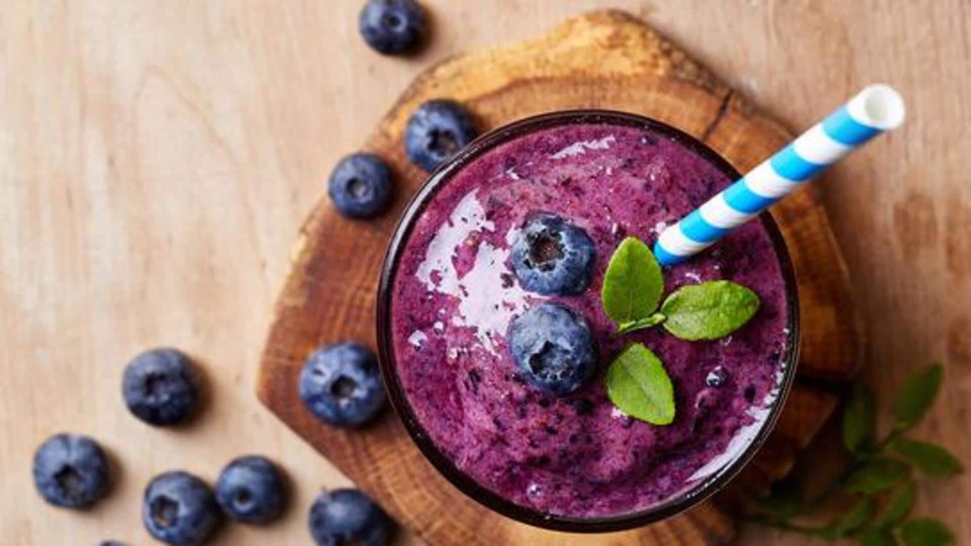 This blueberry smoothie bowl is a winner!