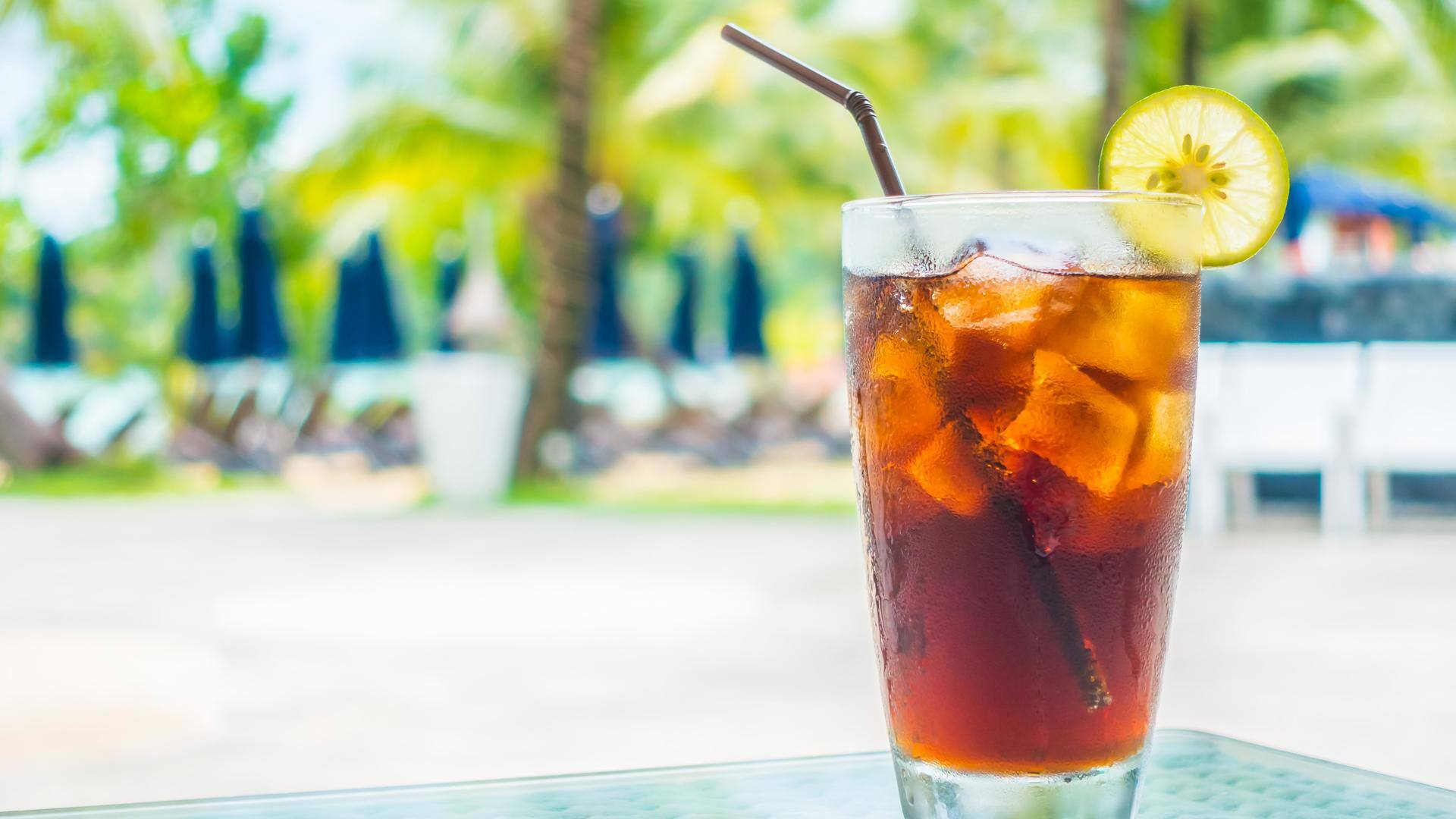 National Iced Tea Month: Celebrate summer with these revitalizing recipes