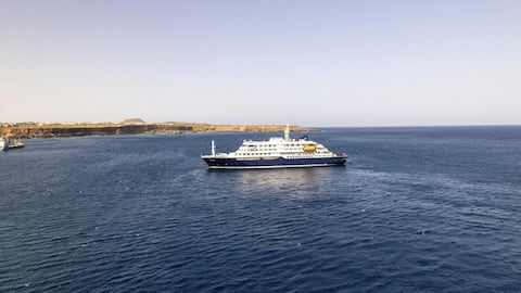 Suspected hantavirus outbreak on cruise ship kills 3 passengers