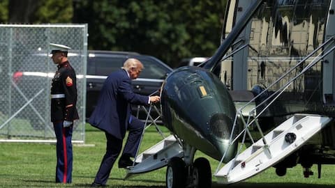 Probe ordered after helicopter carrying Trump, passenger jet fly closely  