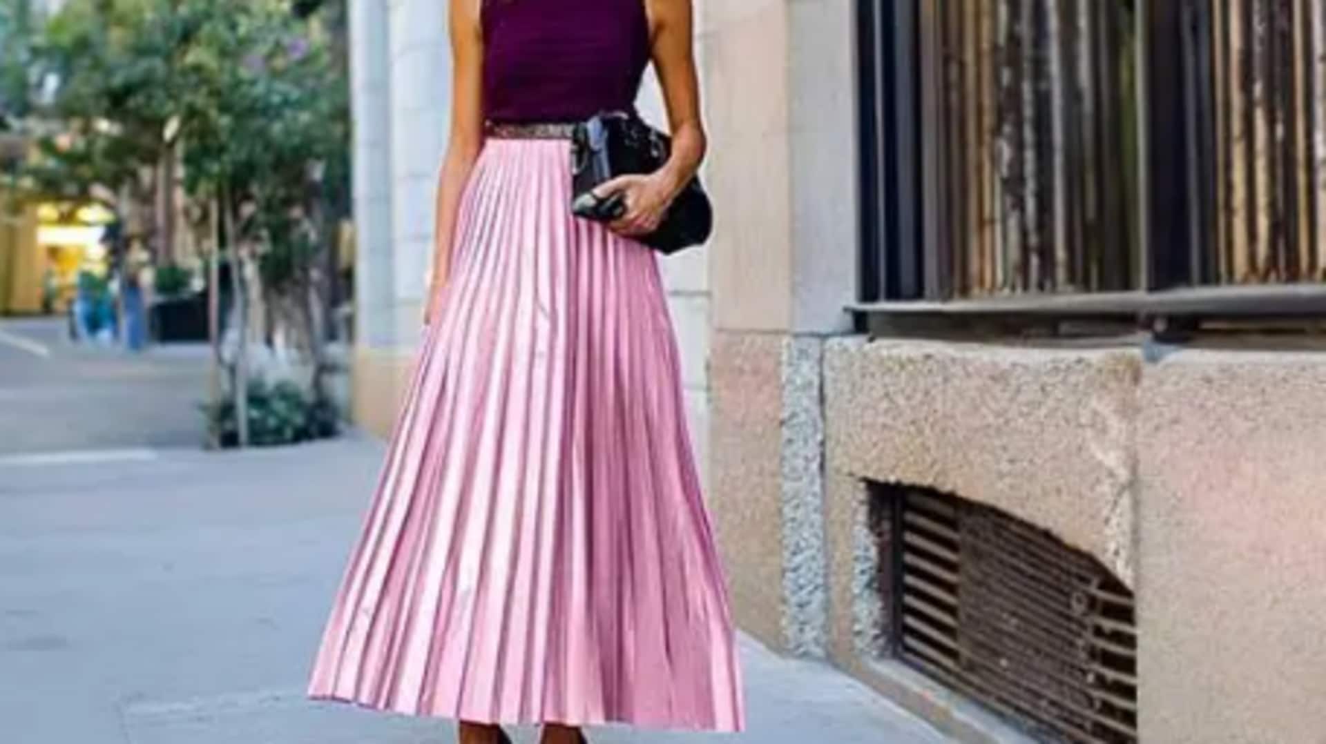5 styles that pair perfectly with pleated skirts
