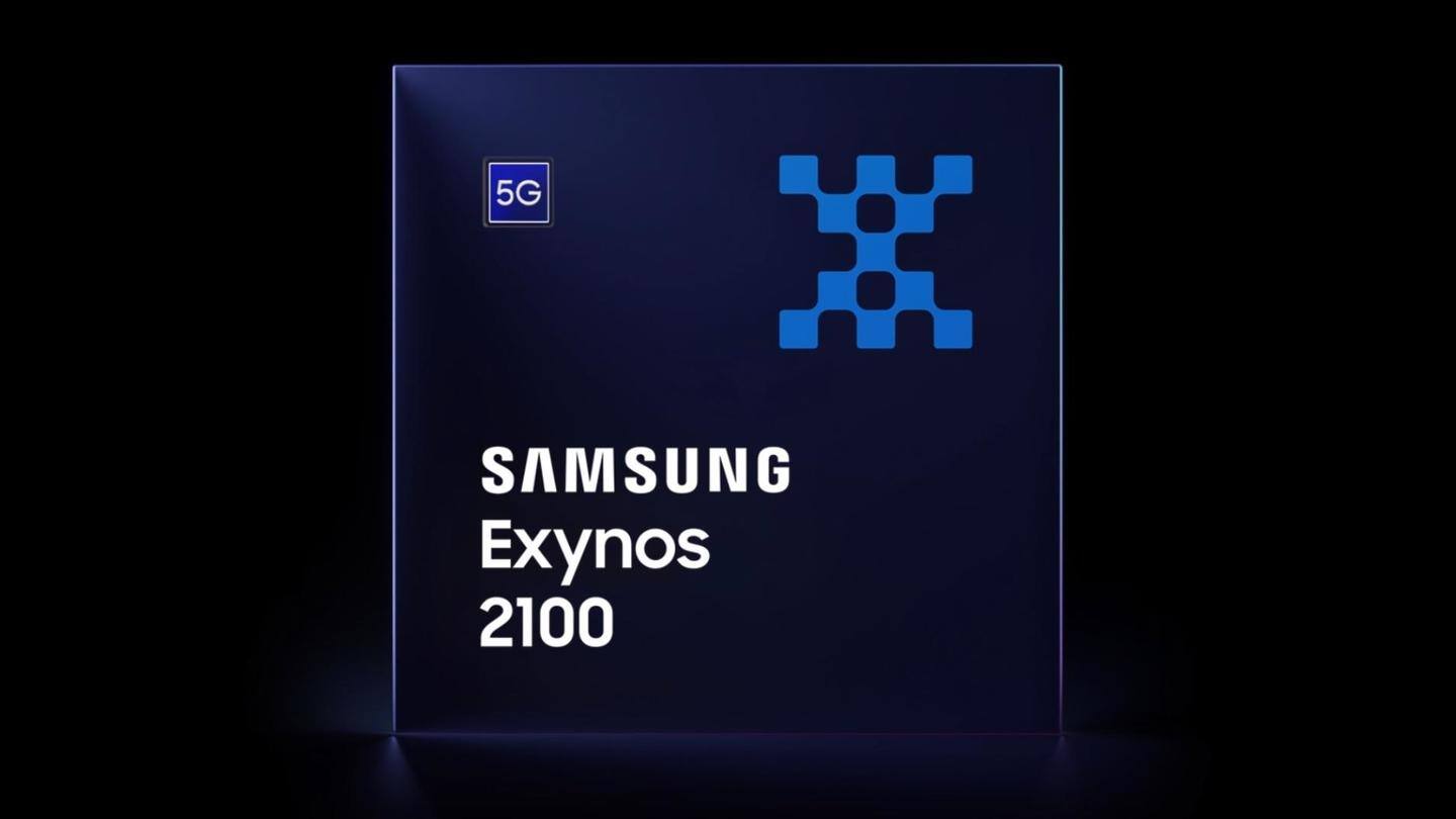 It runs on One UI 4.0 based on Android 12 It runs on One UI 4.0 based on Android 12