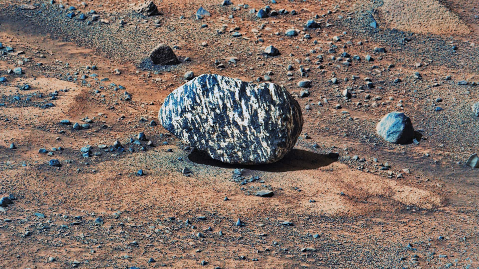 NASA reveals the mystery behind Mars's strange 'zebra rock'