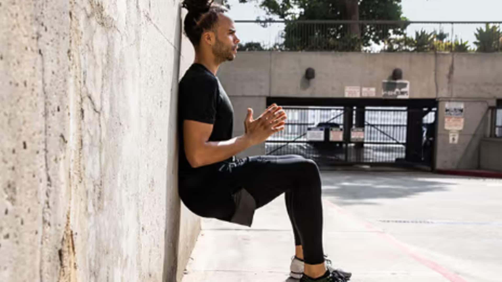 5 wall sit exercises to boost leg endurance