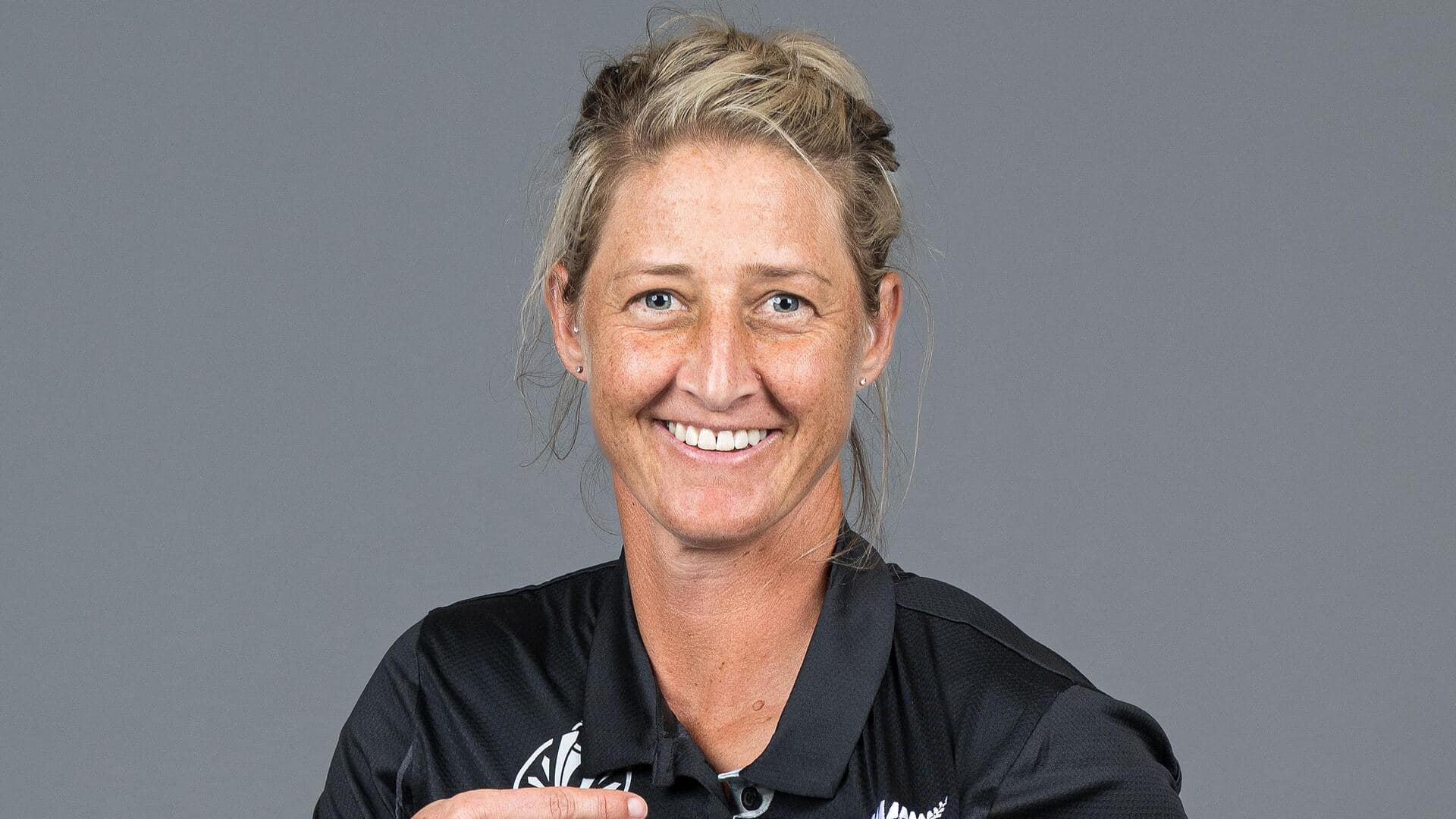 Women's World Cup: Sophie Devine claims three-fer against Sri Lanka Women's World Cup: Sophie Devine claims three-fer against Sri Lanka