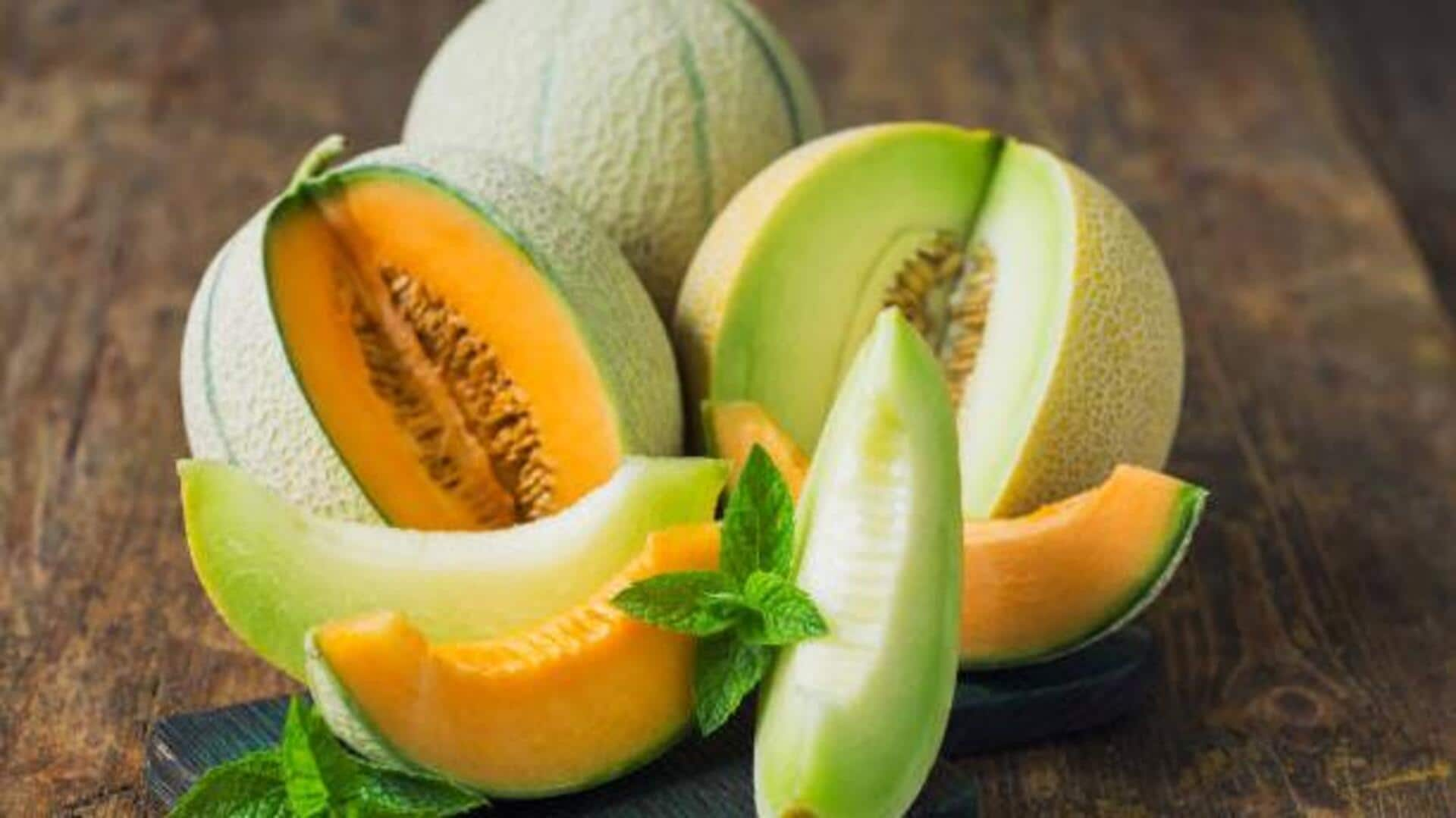 Enhancing skin tone with musk melon hydration