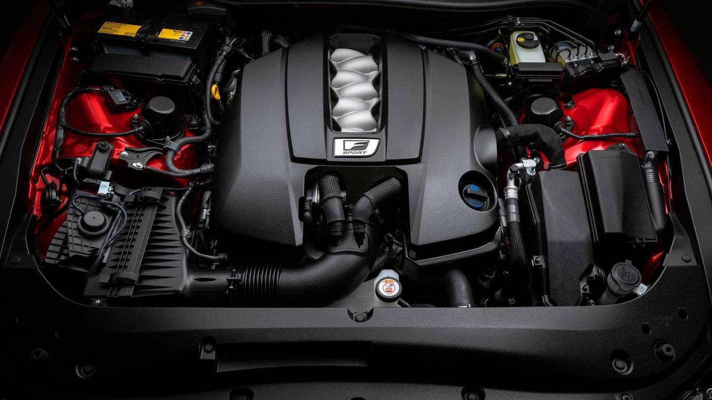 It runs on a 472hp, V8 engine It runs on a 472hp, V8 engine