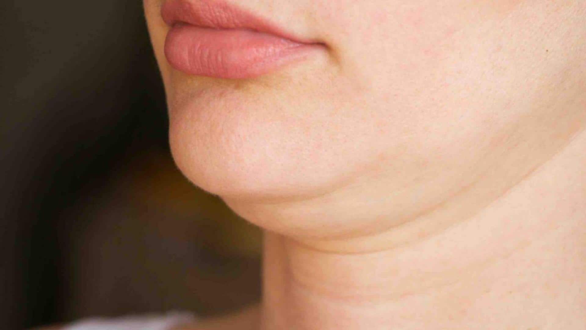 5 simple exercises that can banish a double chin