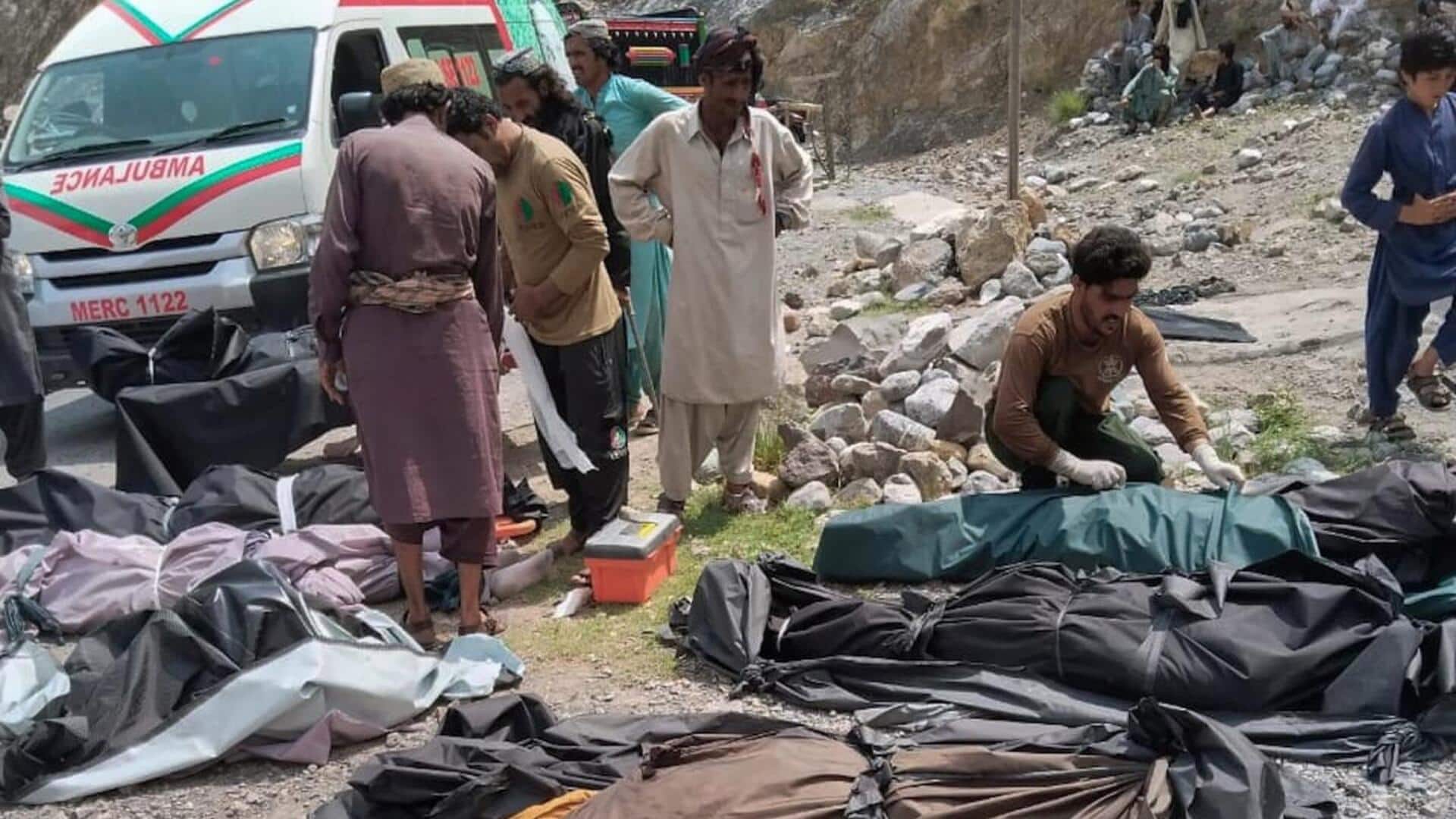 Pakistan: 40 killed as bus falls into ravine
