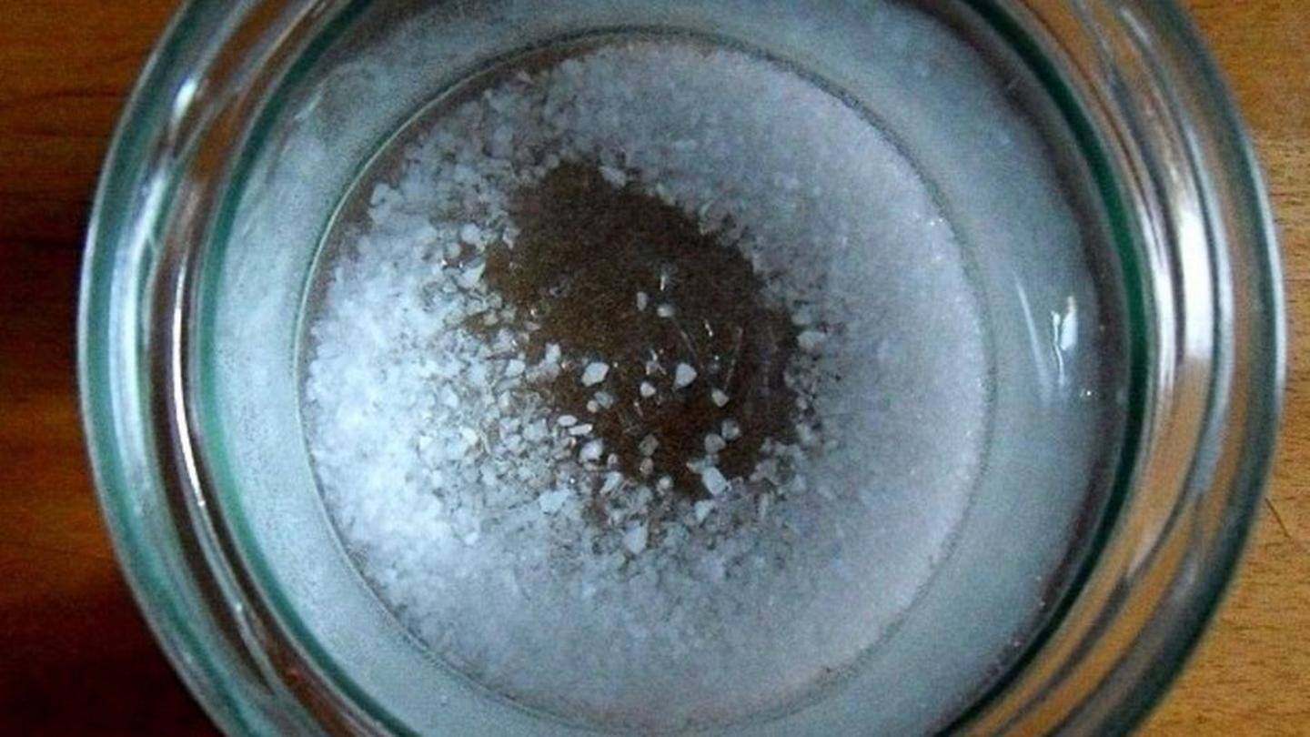 Gargle with saltwater Gargle with saltwater