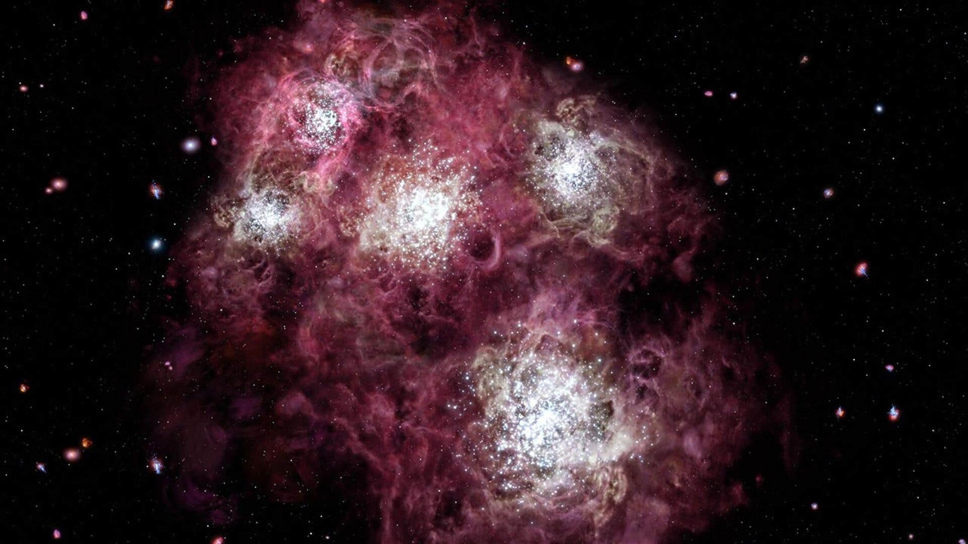 This distant massive galaxy has revealed secrets of early universe