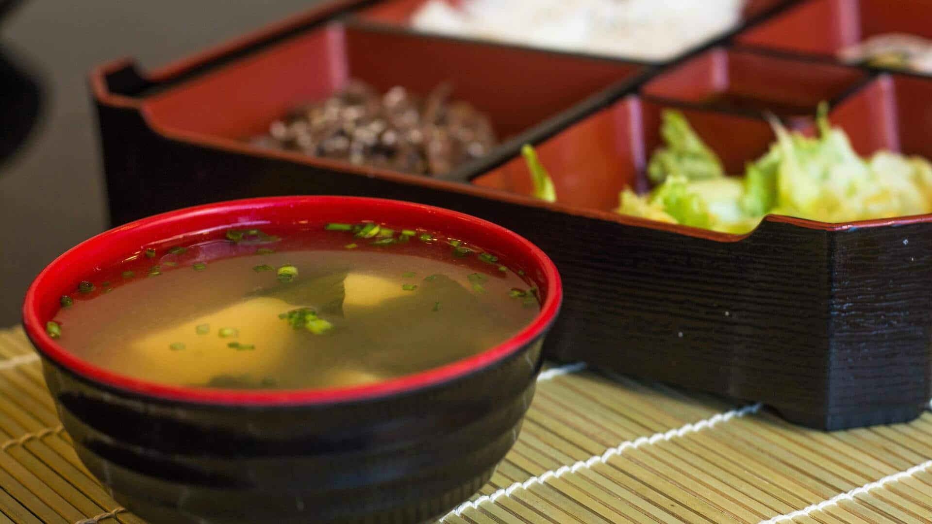 Make miso soup more delicious with these ideas
