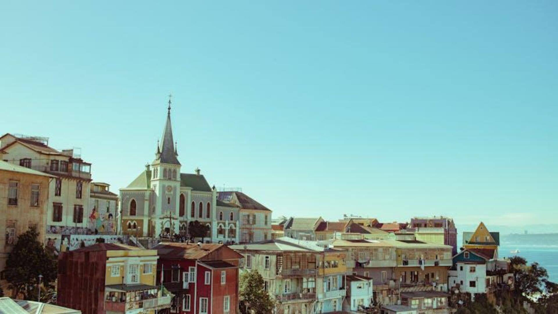 Discover Valparaiso's hidden Instagram gems