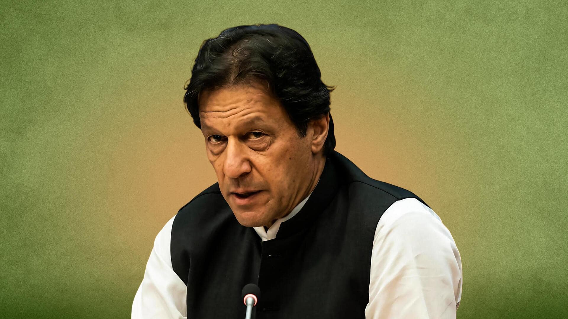 Pakistan: Imran Khan, wife get 14-year jail in Toshakhana case