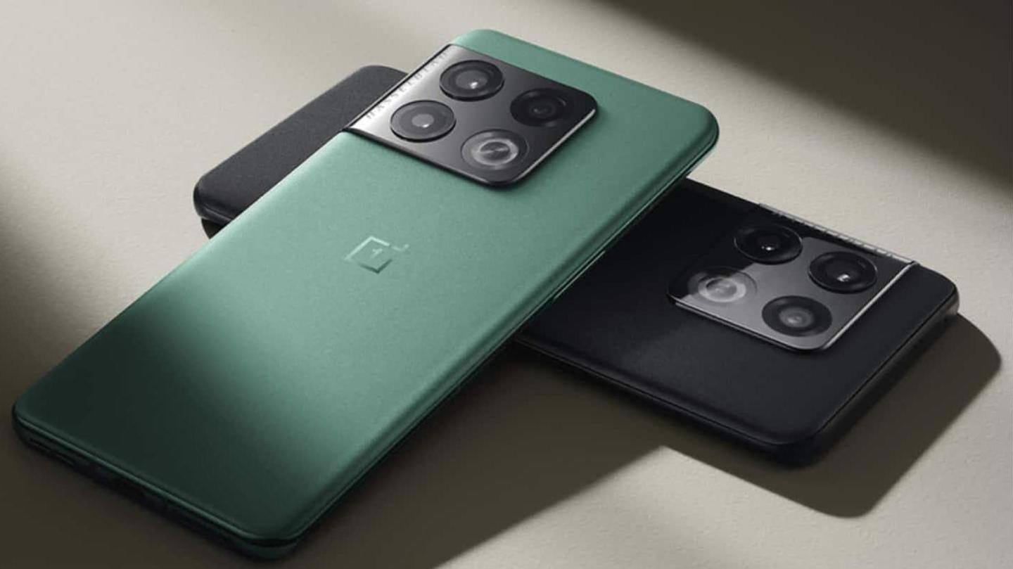 The device flaunts a QHD+ AMOLED display The device flaunts a QHD+ AMOLED display