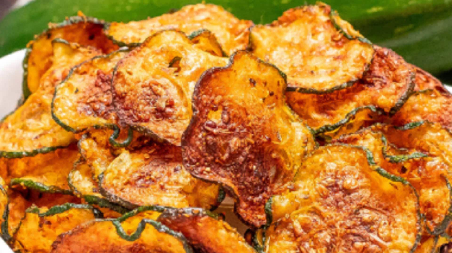 Zucchini chips: A healthy snack alternative Zucchini chips: A healthy snack alternative