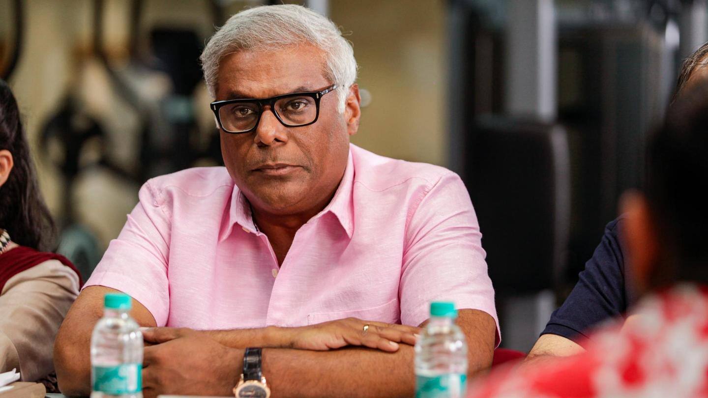 Grover as Sonu is eccentric, dialogues seem promising Grover as Sonu is eccentric, dialogues seem promising